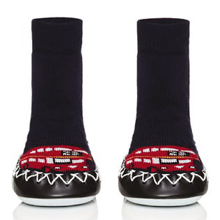 英国MOCCIS手工缝制防滑软鞋贴肤鞋袜子鞋伦敦巴士