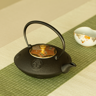 日本T-nishikawa 纯手工金彩六小纹茶具茶壶茶杯