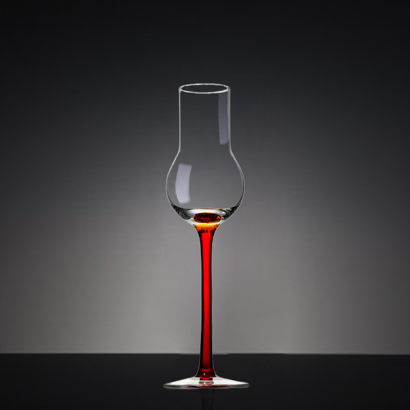 高颜值下的高品质：Kisslinger红腿系列水晶高脚杯