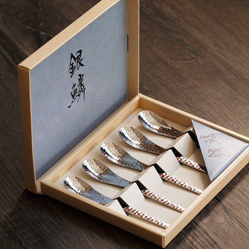 日本原产elfin高桑金属银鳞锤目纹蛋糕勺咖啡勺子5件礼盒装 银色