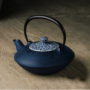 日本原产T.NISHIKAWA Kumo系列手工南部铸铁茶壶